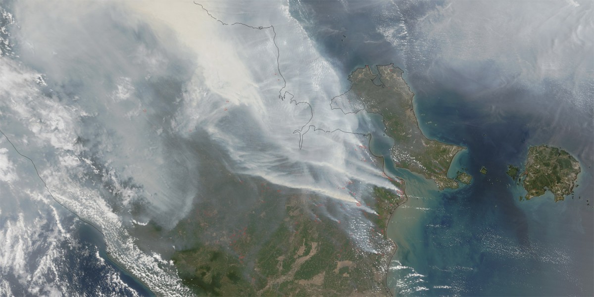 Indonesia's haze is shown via NASA satellite imagery.
